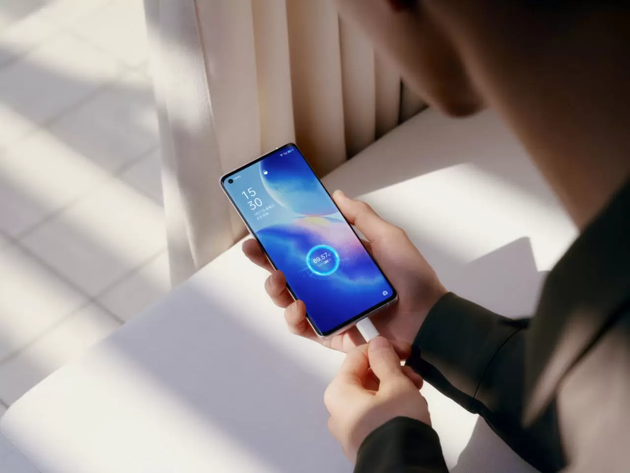 Oppo Find N2 系列轻巧好用 值得重用 Oppo 官方网站
