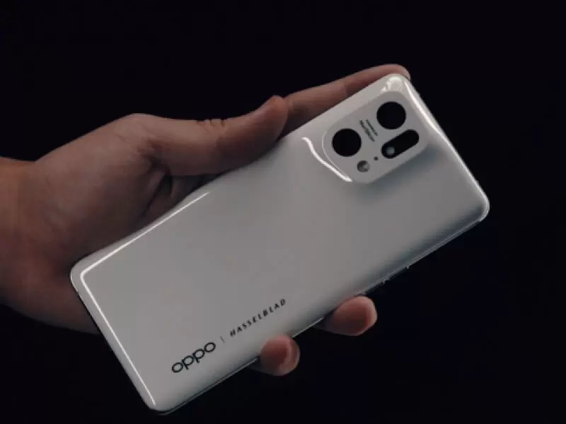 OPPO Find X3 Neo  Feature Video 