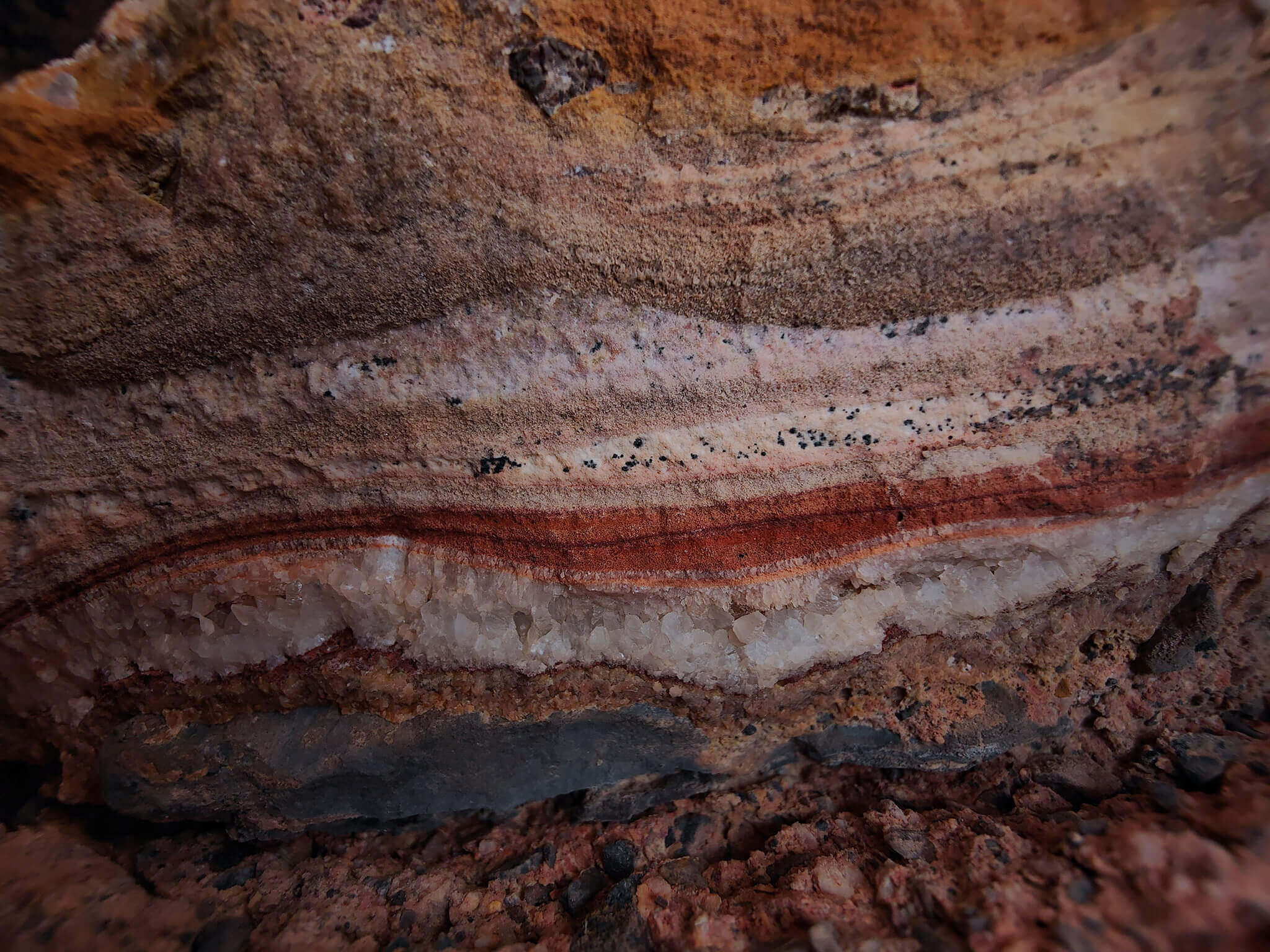 OPPO en National Geographic leggen verbluffende Martiaanse landschappen en kleuren op aarde vast