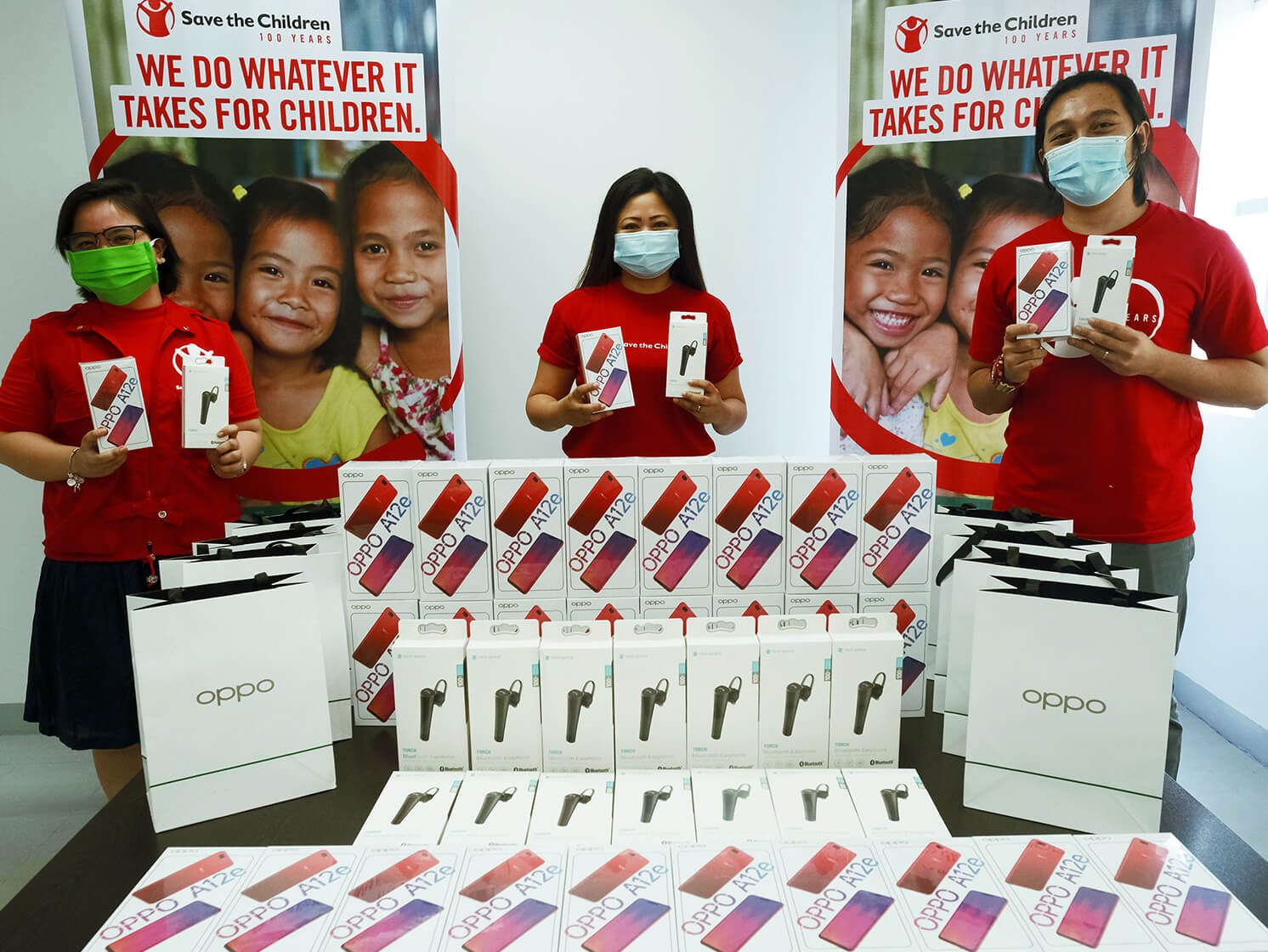 OPPO donates brand new phones and earphones to Save the Children