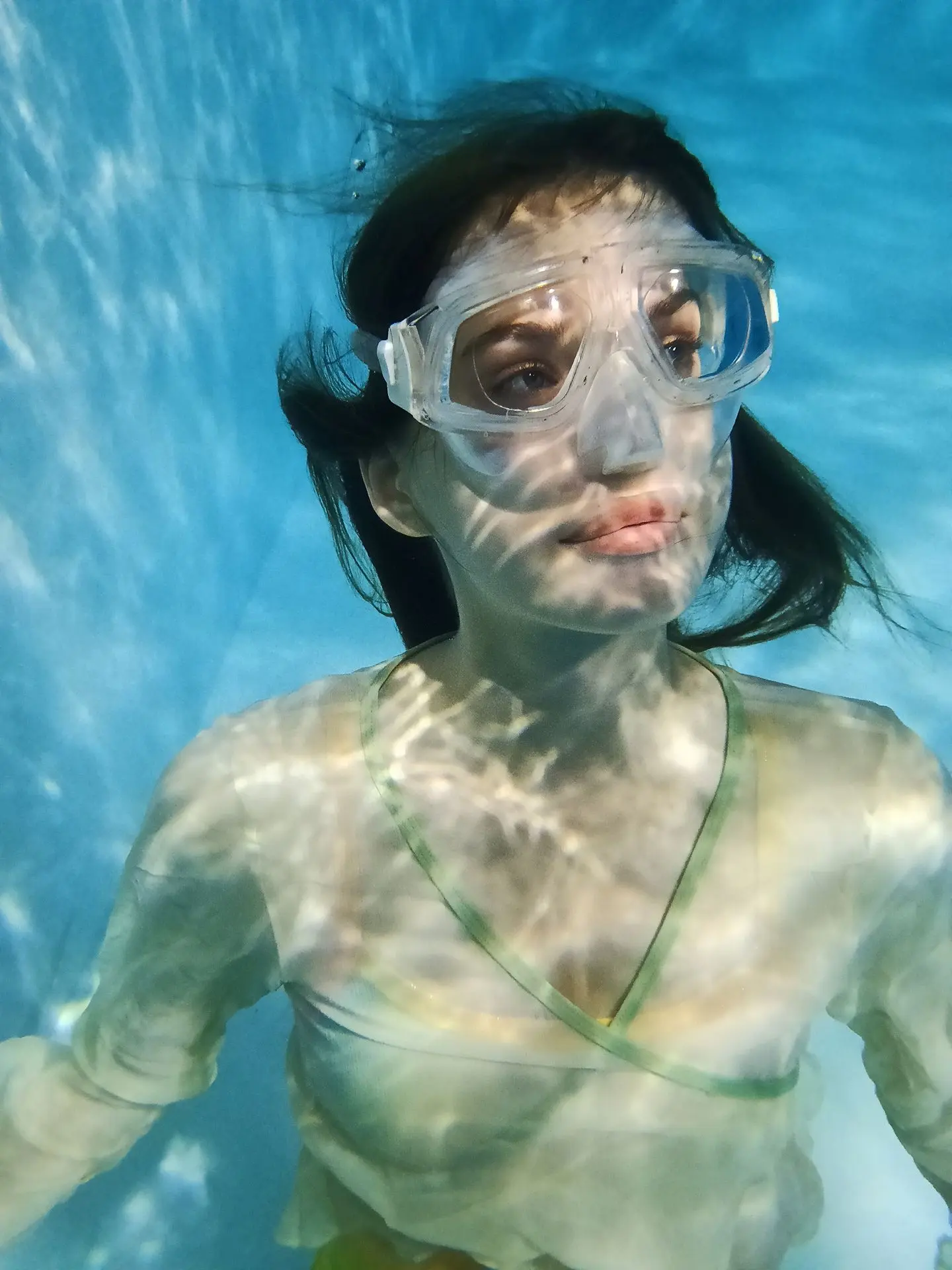 OPPO A6 Pro Nhiếp Ảnh Dưới Nước 1