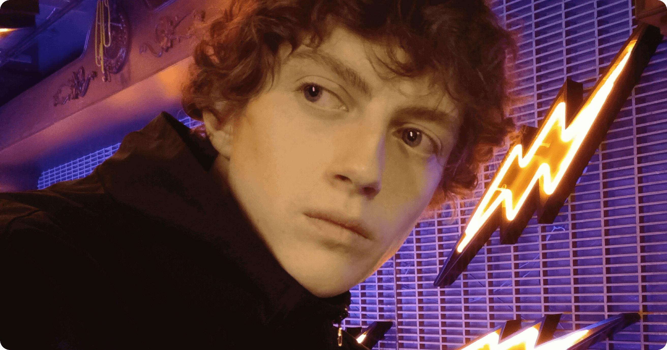 אור מילוי 360°