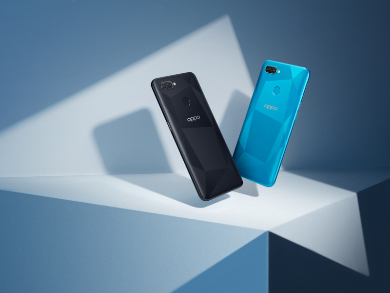 Смартфон OPPO A12 с мощной батареей 4230 мА*ч представлен в России ...